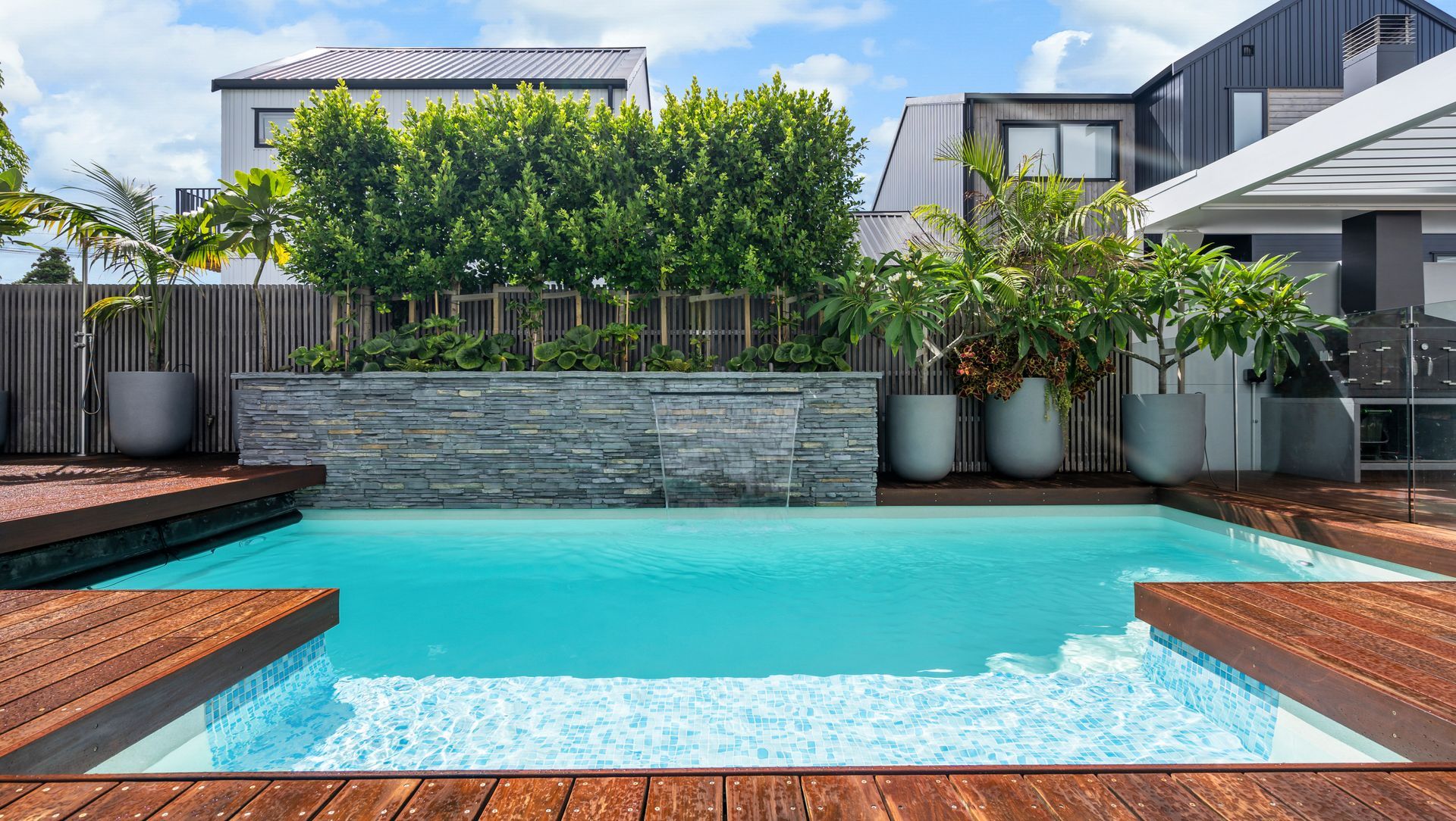 7.15 X-Trainer in Pearl by Ultimate Pools banner