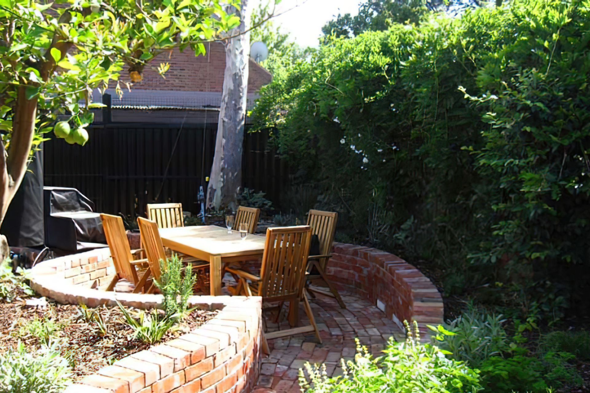 View to the back fence AFTER design