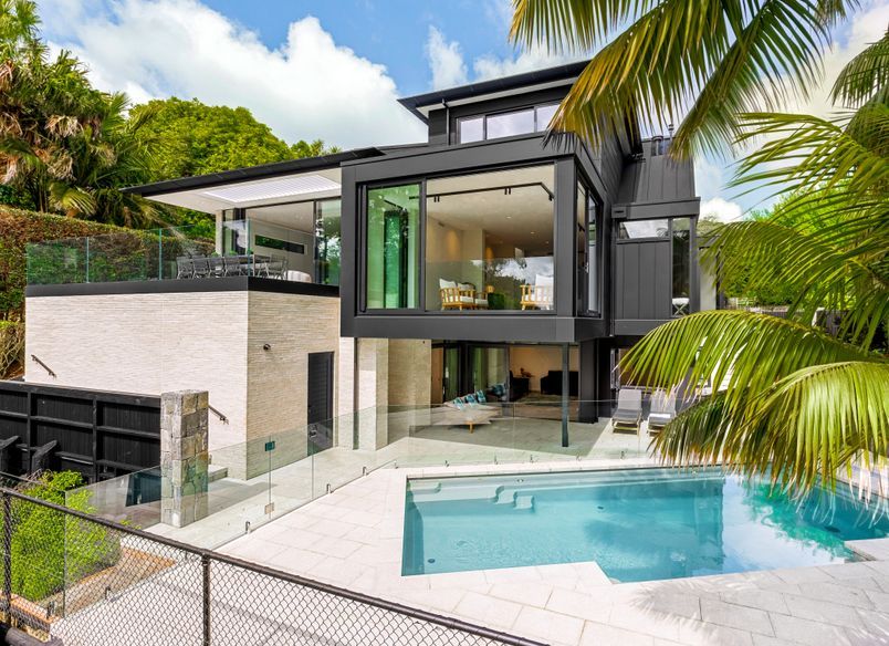 8.2 Vogue by AquaStyle Pools