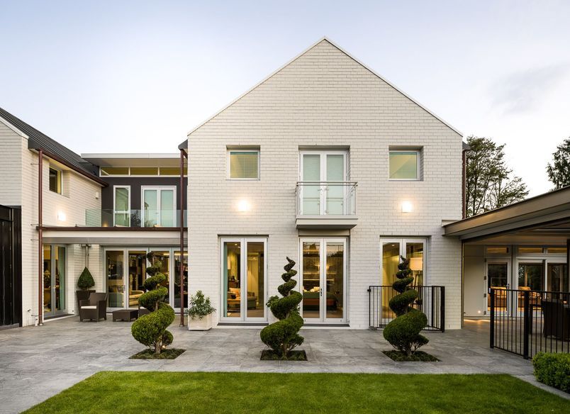 Holmwood Road, Merivale