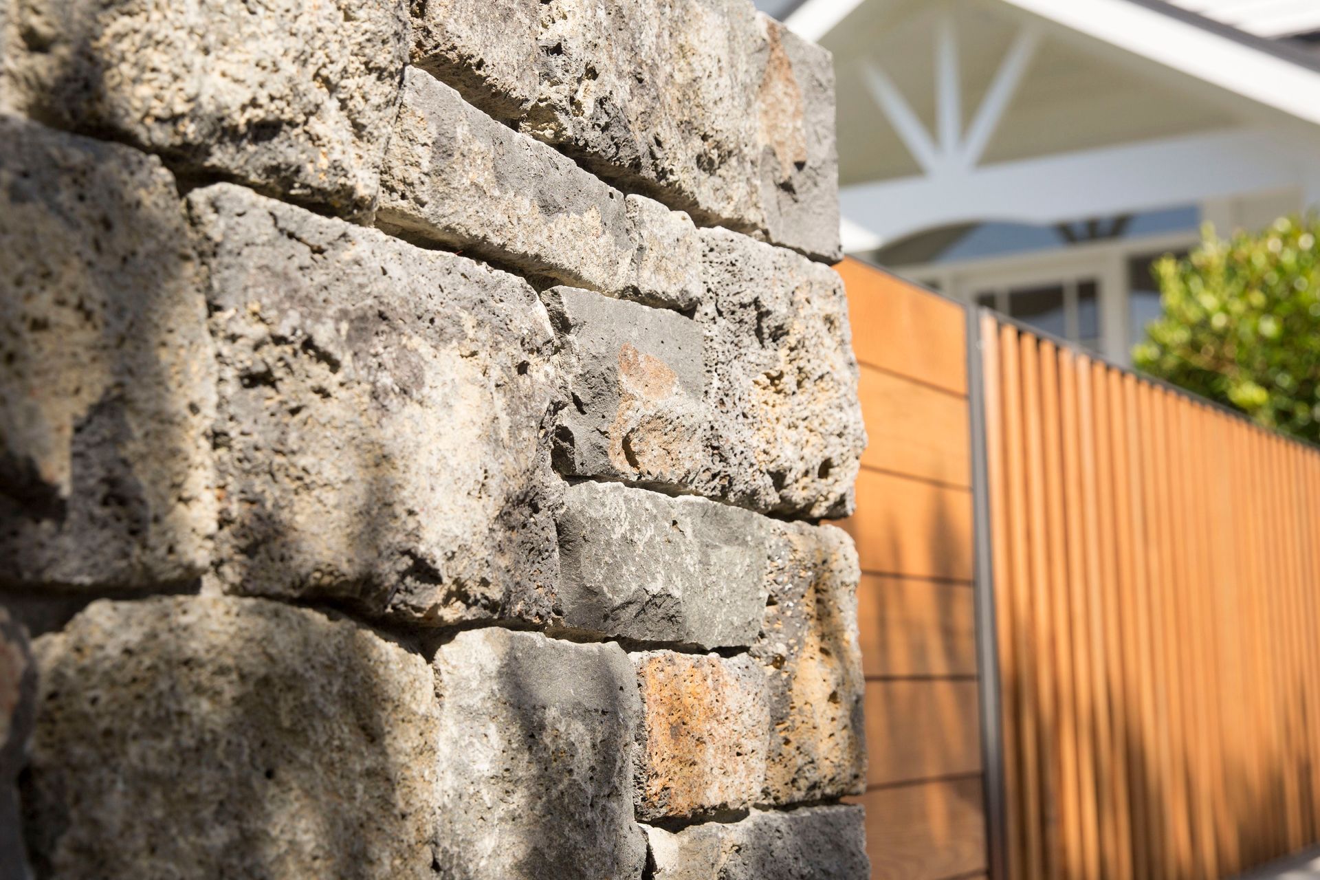 Takapuna Modern &amp; Private