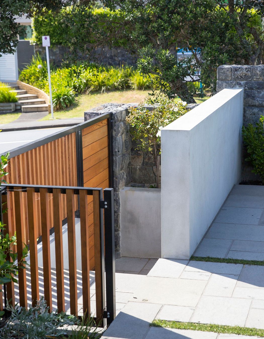 Takapuna Modern &amp; Private