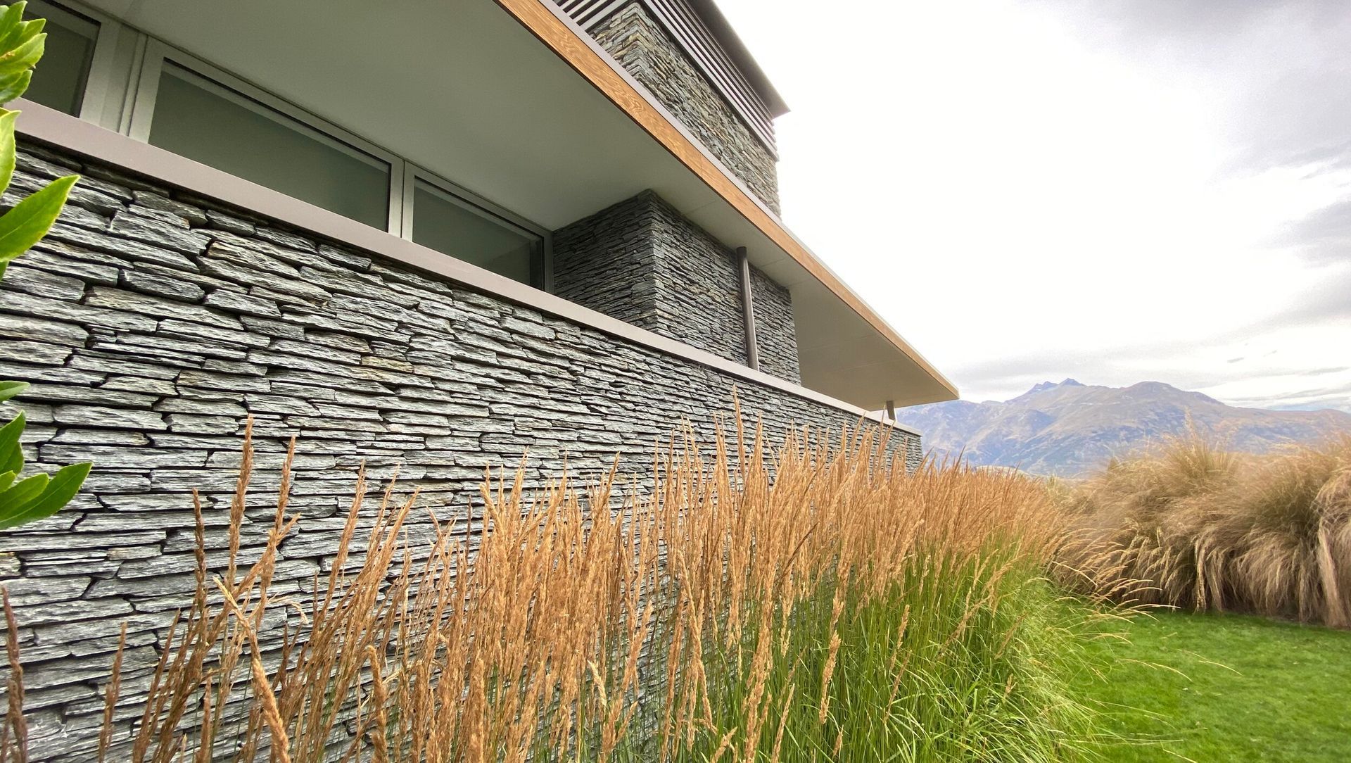 Mill Vista Garden banner