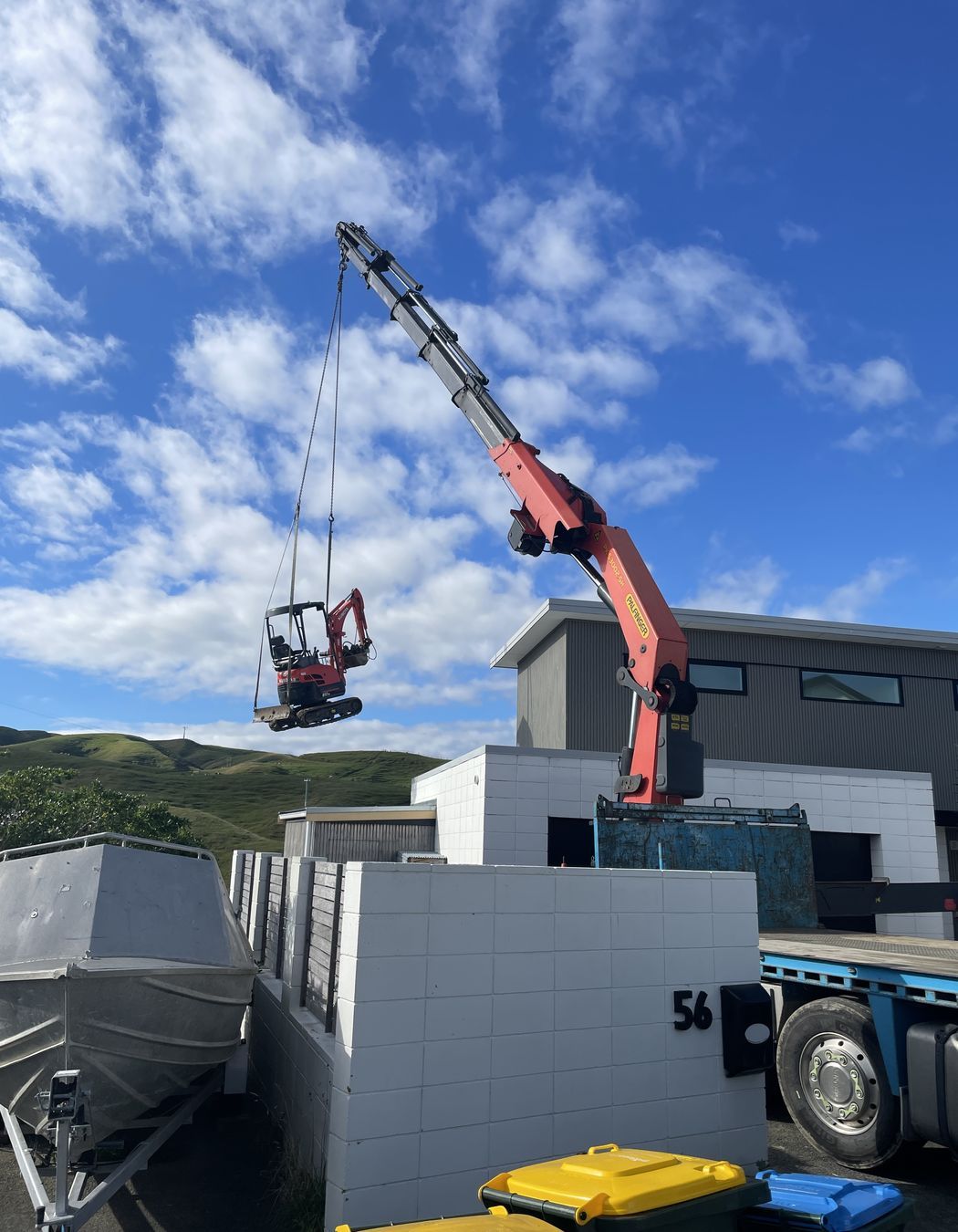 Helicopter - Crane lifts