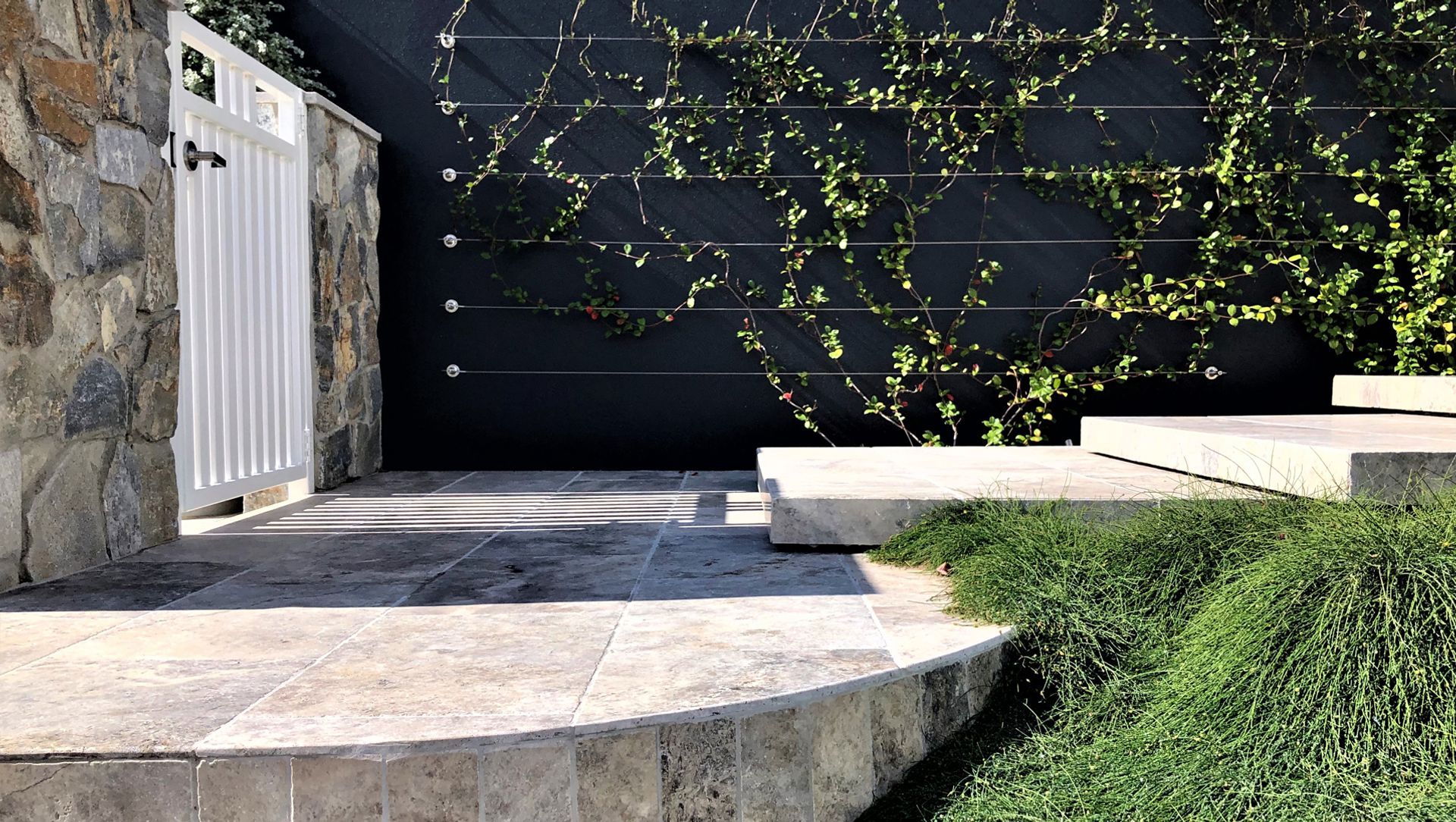 Carina Heights banner