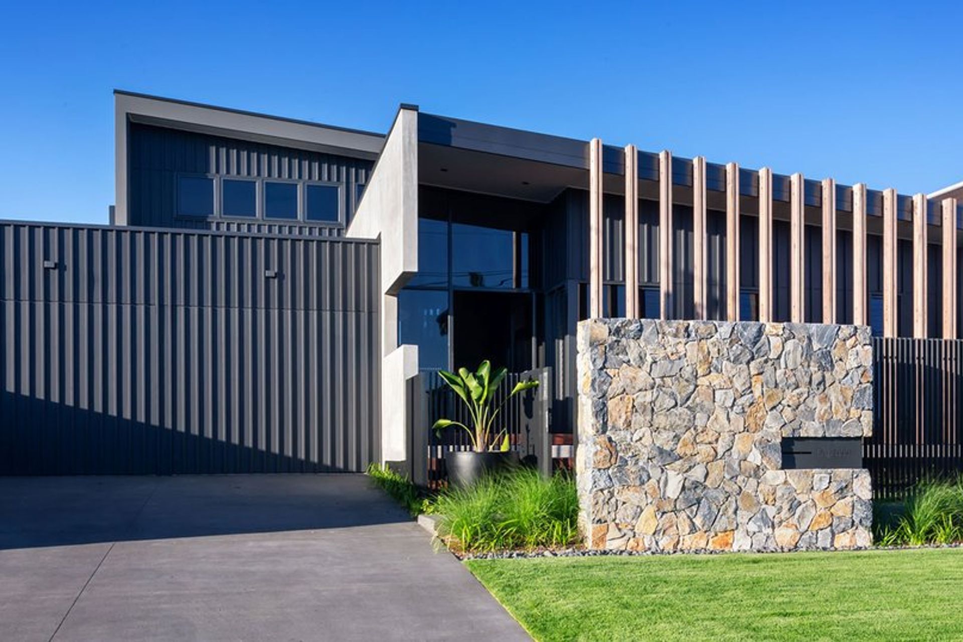 Mooloolaba: QLD - Residential