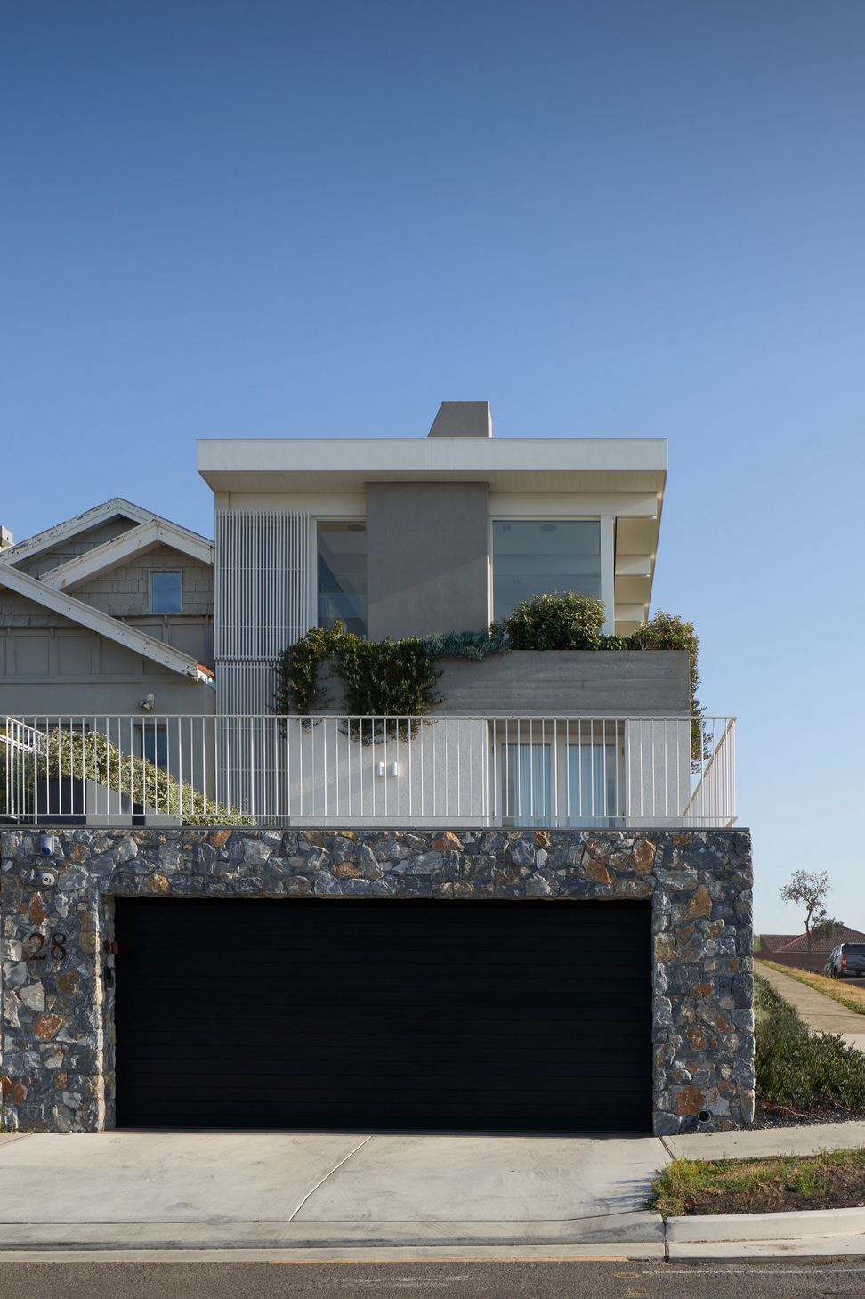  Tamarama Residence