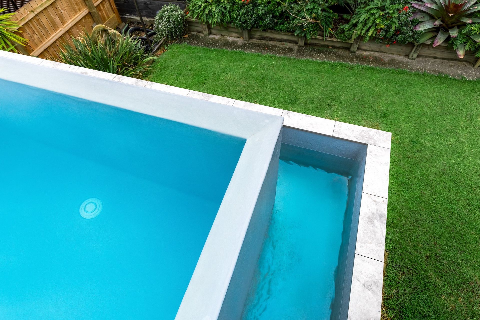 MurraysBayNewBuildDesignerPools5copy.jpg