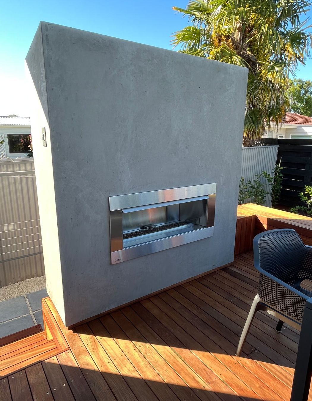 Avenue Road, New Deck