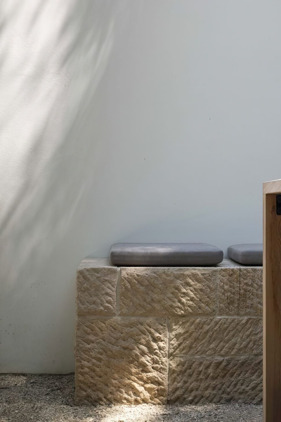 ScaledSurry-Hills-Sandstone13-scaled-818x1020-art-scale-200x.jpeg