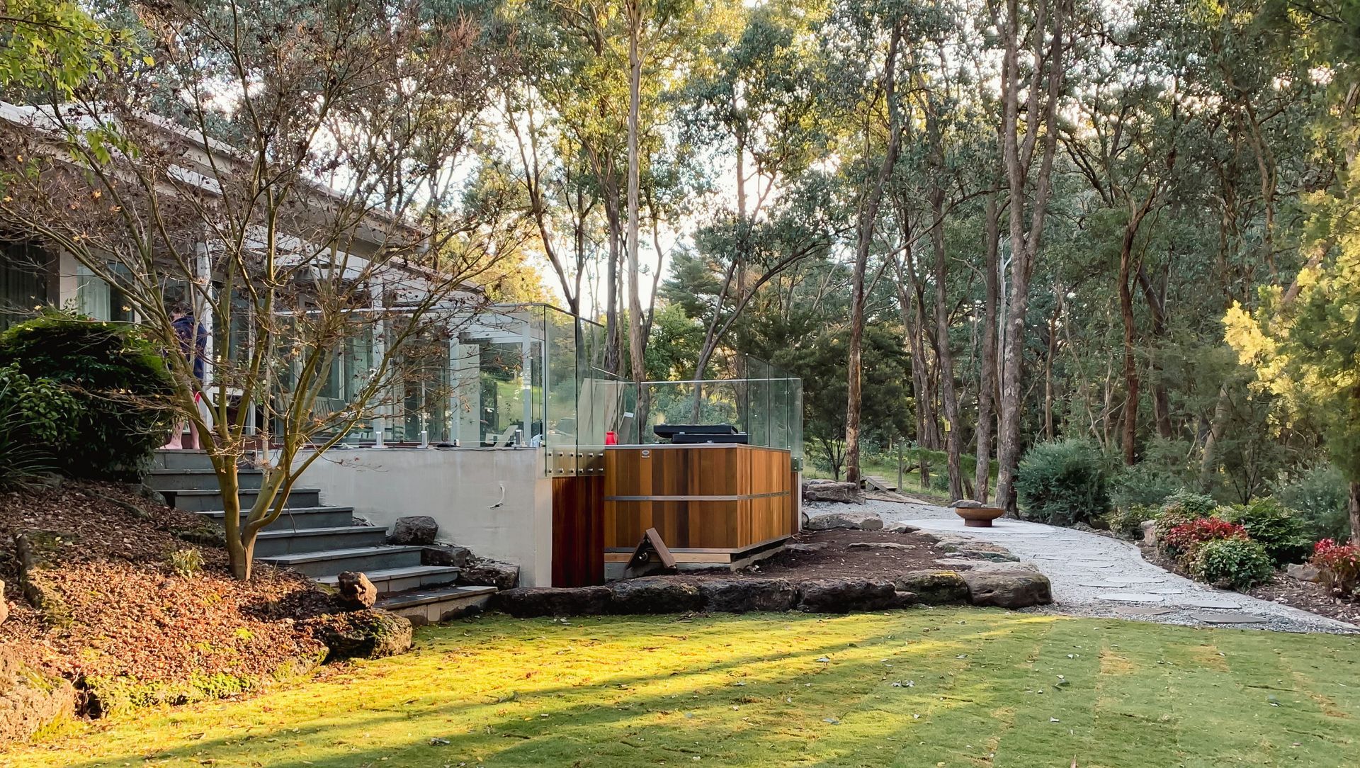 Smedley Rd, Park Orchards banner