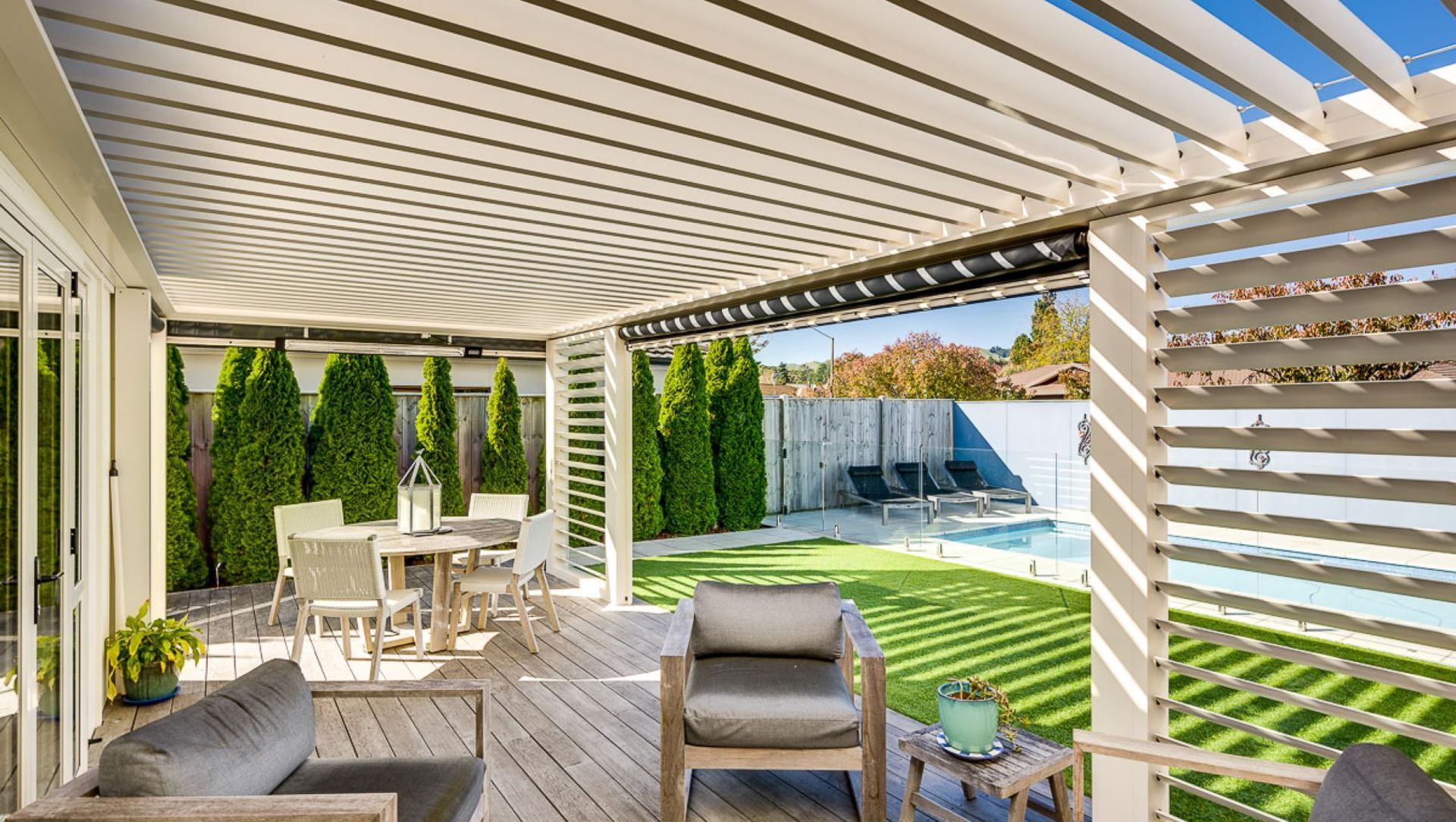 Louvre Opening Roof, Louvre Panels & Ziptrak- Hawkes Bay banner