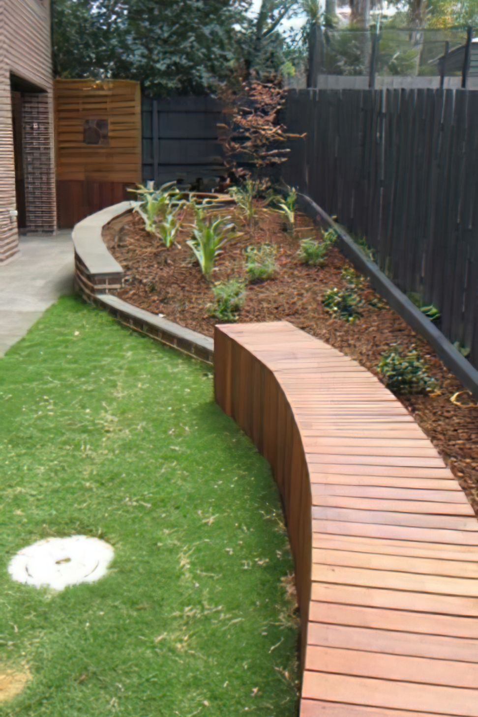 Viewbank rear landscape AFTER