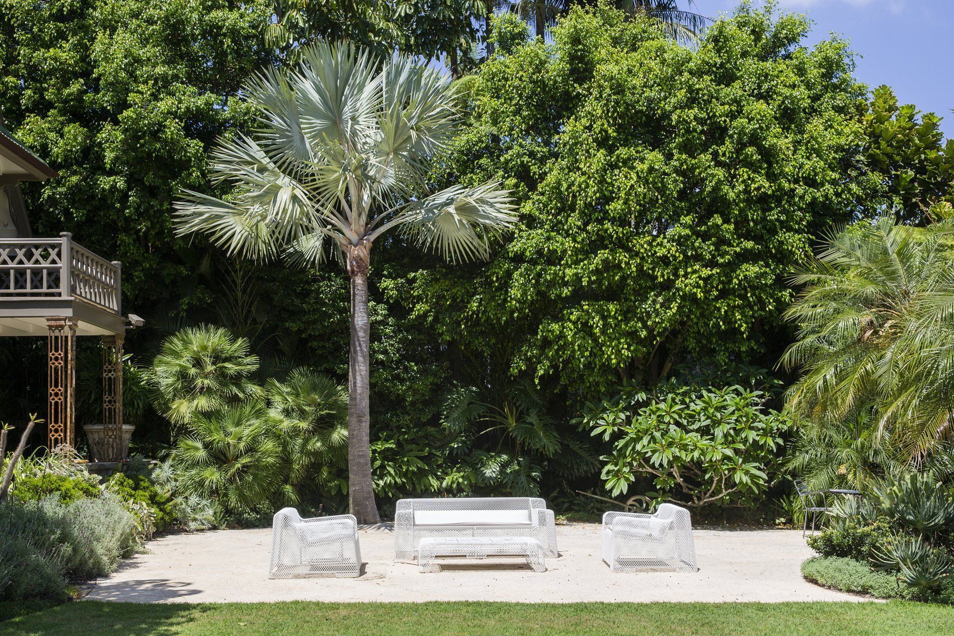 An Entertainer's Garden