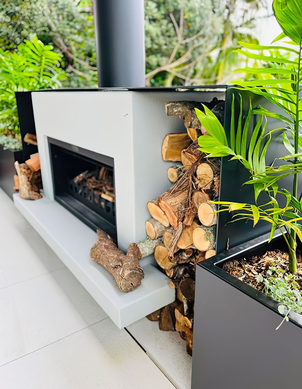 Mid Century Entertainer