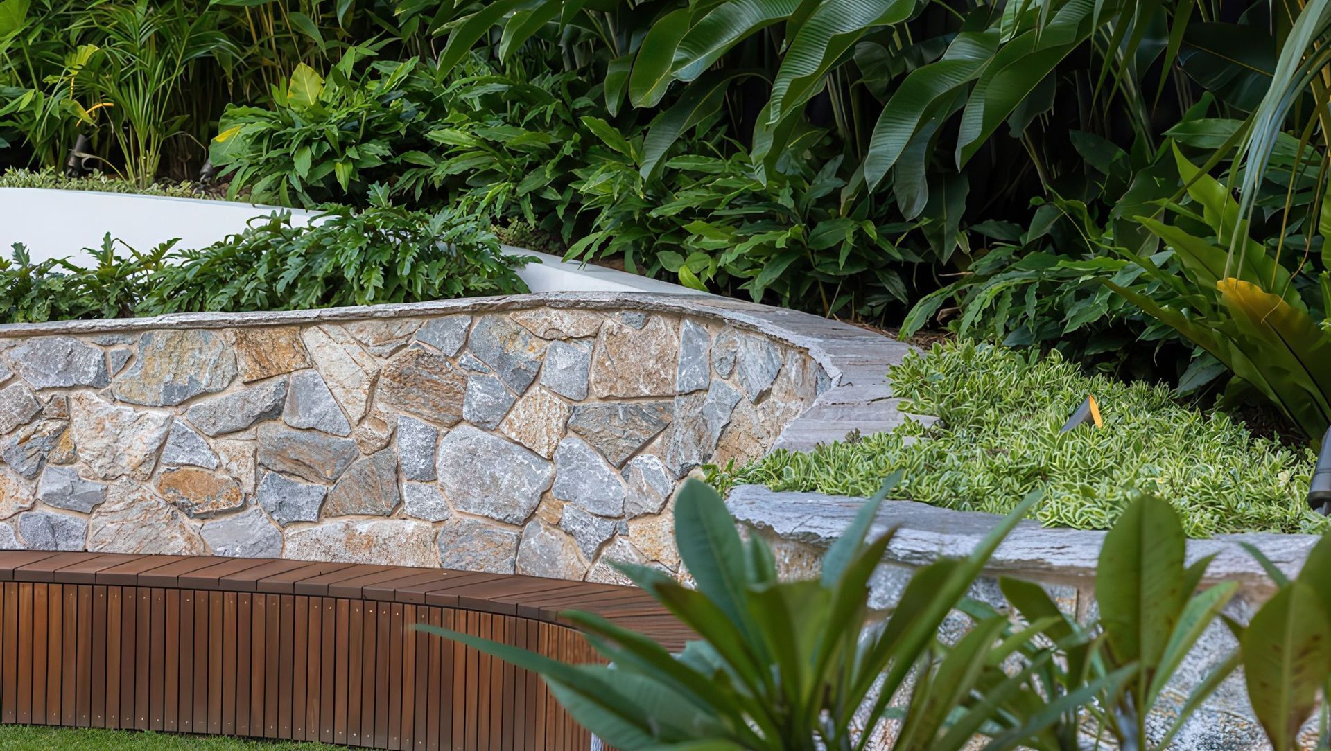 Roseville | Landscape Design banner