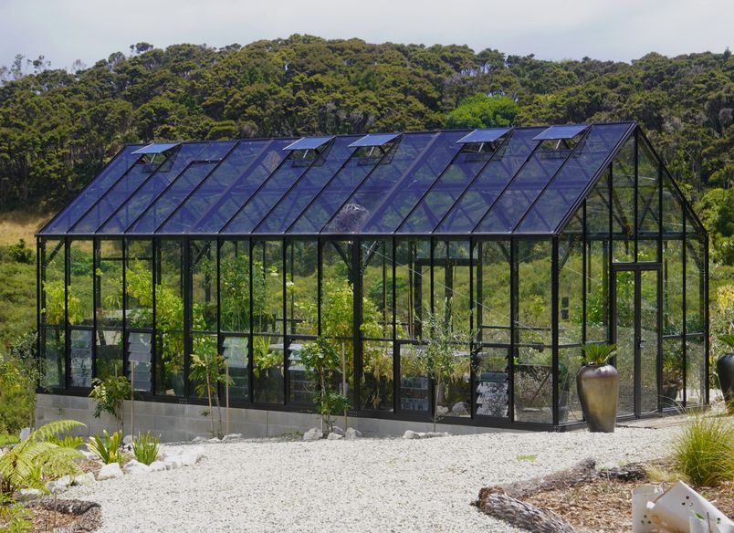 Tāwharanui Glasshouse