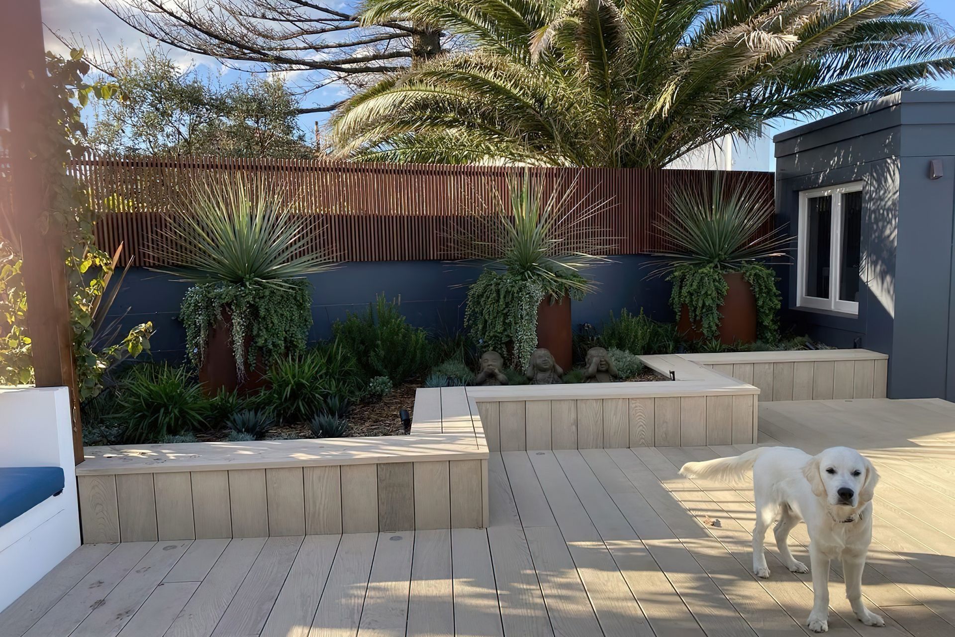 imgi17Dover-Heights-deck-design-Sydney-Vogue-and-Vine-landscape-design-Sydney-NSW-1536x1152.jpeg