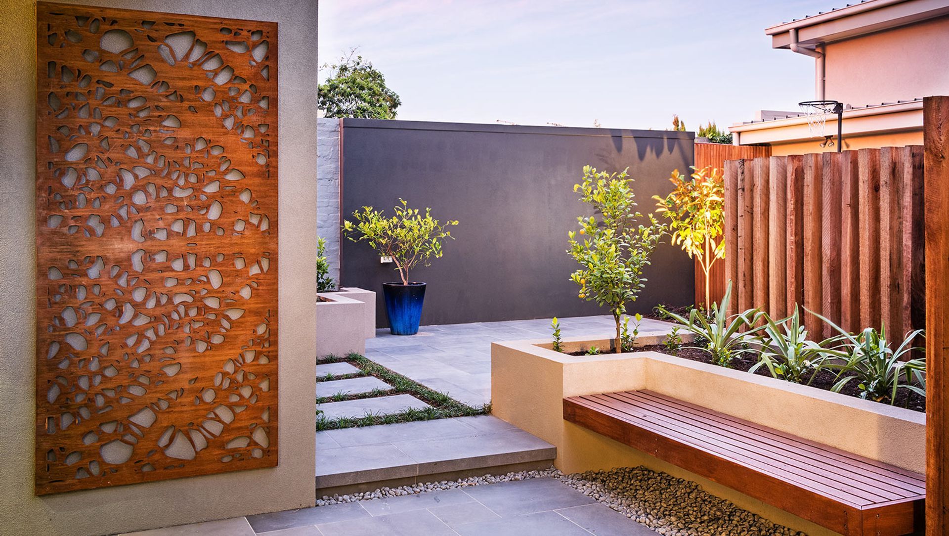 Nepean Highway, Aspendale banner