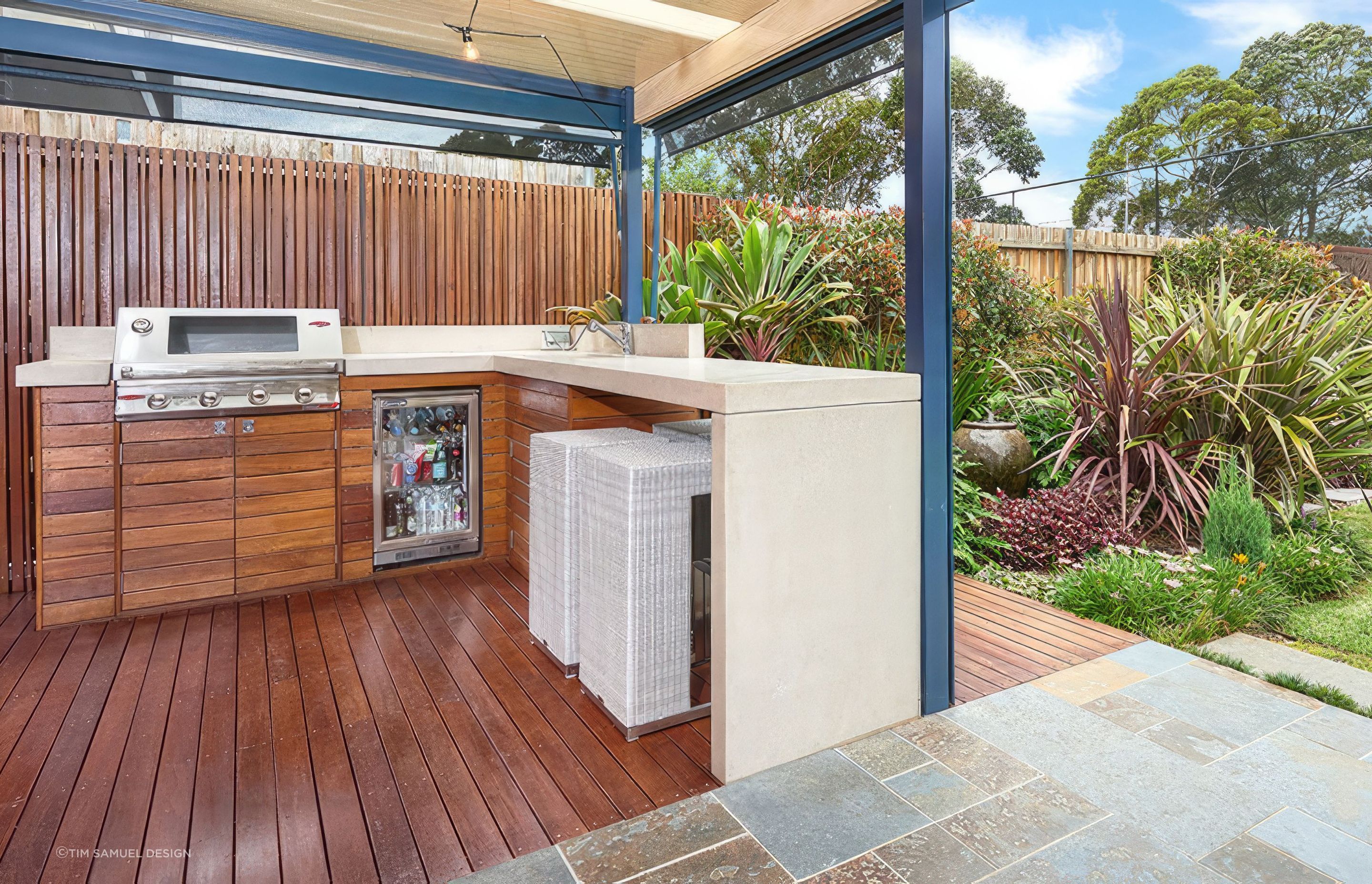 upStrathfield-Outdoor-Kitchen01Tim-Samuel-Design-fix-standard-scale-400x.jpg