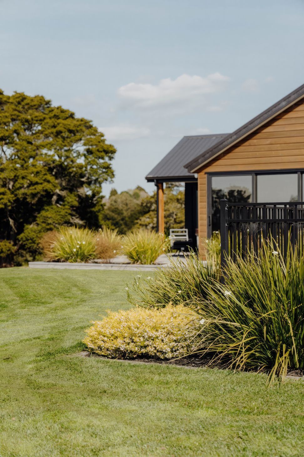uponsite-landscapes-pukekohe-runciman-13-fix-standard-scale-200x.jpg