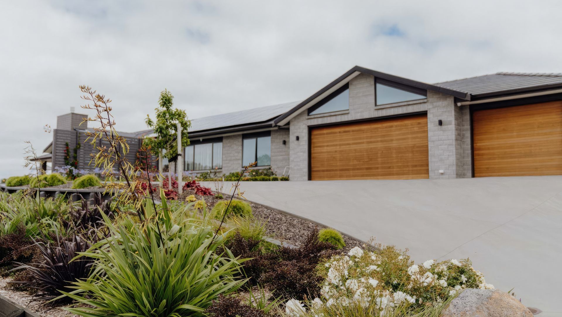 William Andrew Road, Pukekohe banner