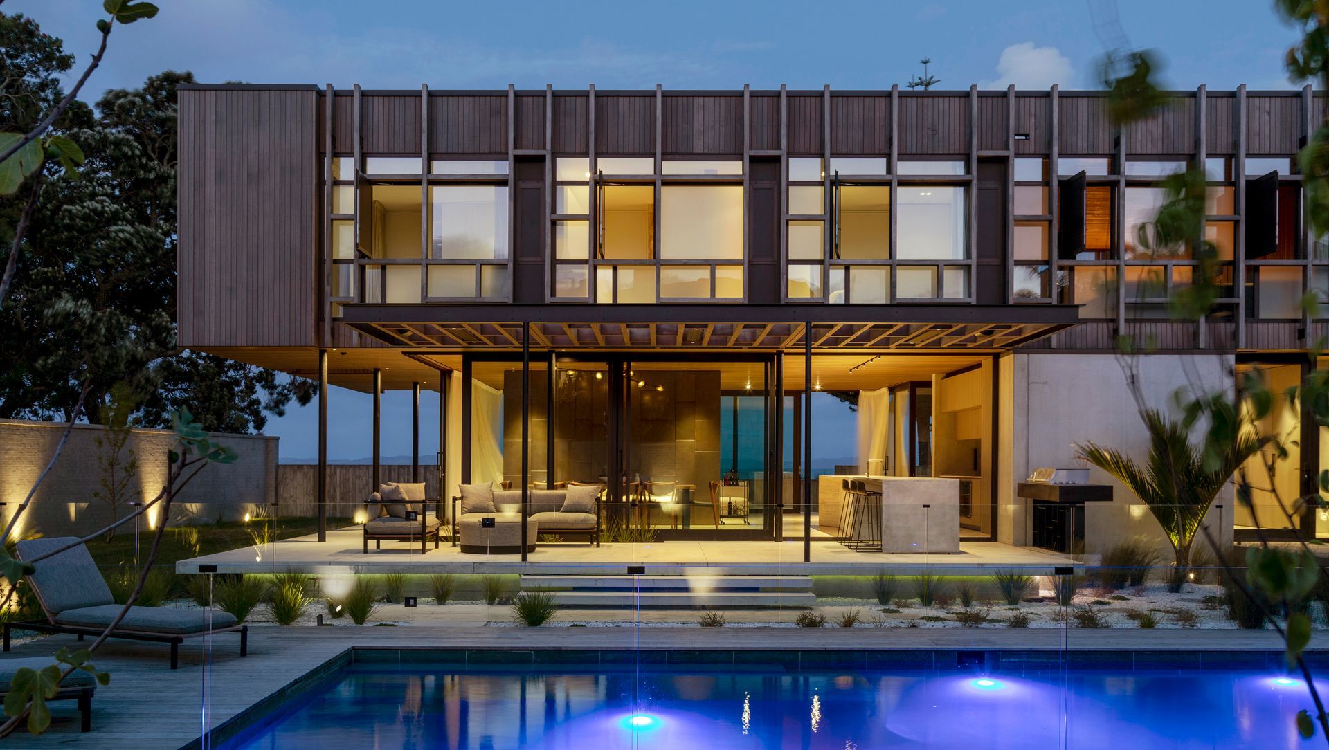 Eastern Beach House banner