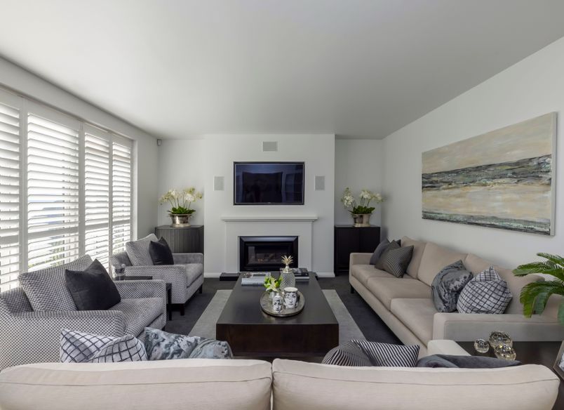 Exquisite Hilltop Residence - Wellington