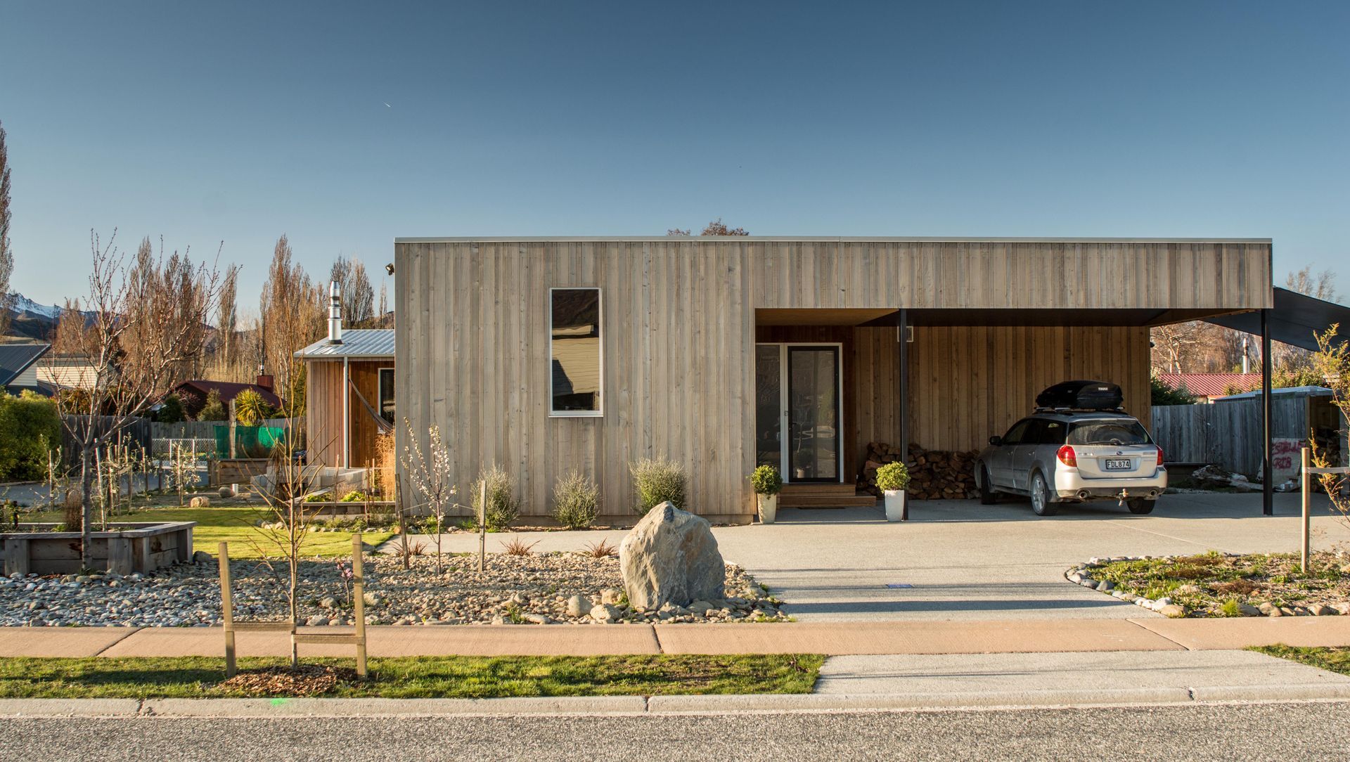 Albert Town Courtyard House banner