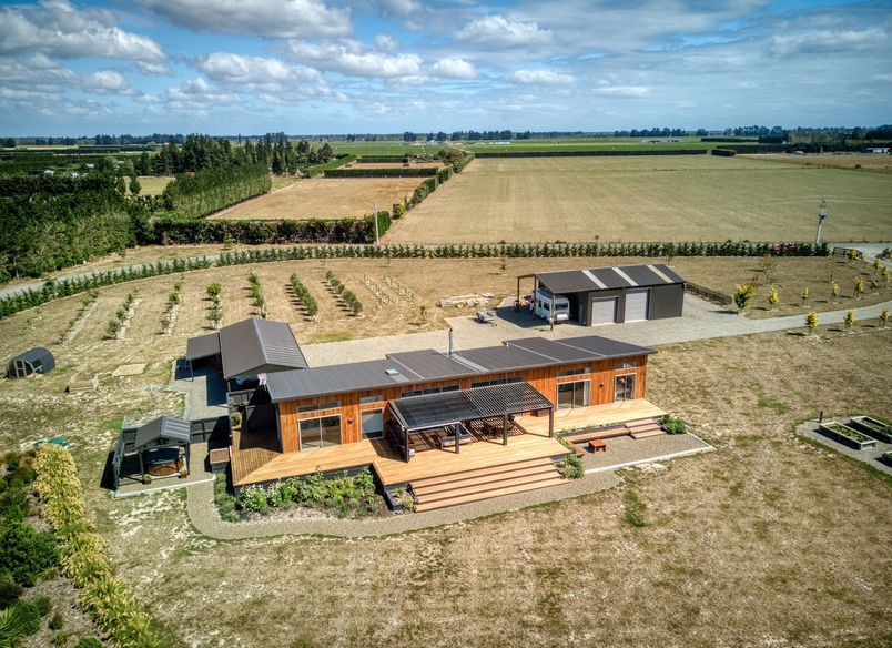 Swannanoa, Modern Country Home