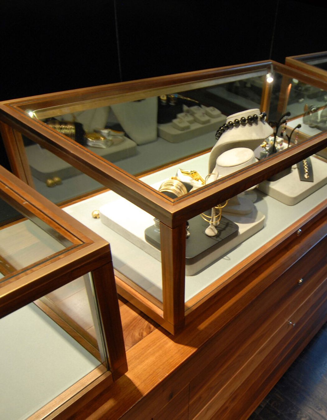 Photography: Llens Photography.