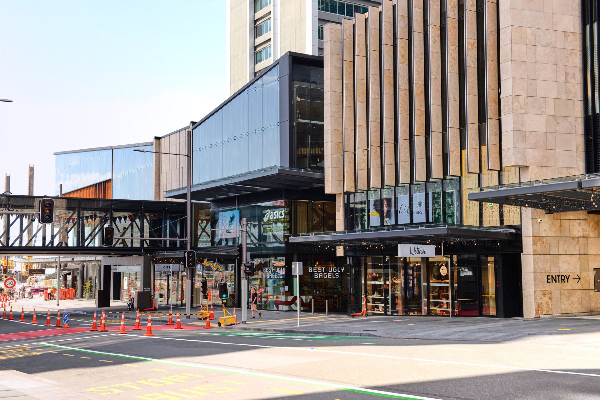 Commercial Bay | Podium