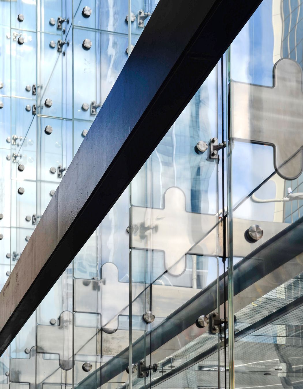 Commercial Bay - Street Lobby