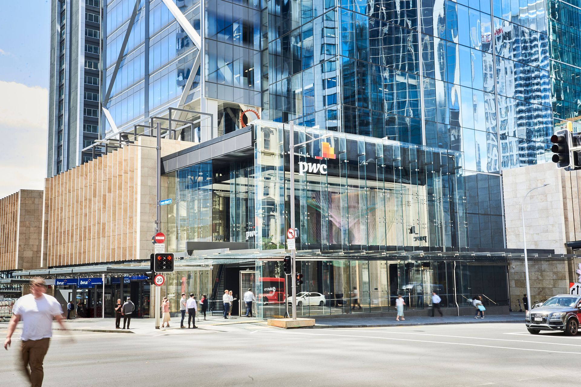 Commercial Bay | Street Lobby
