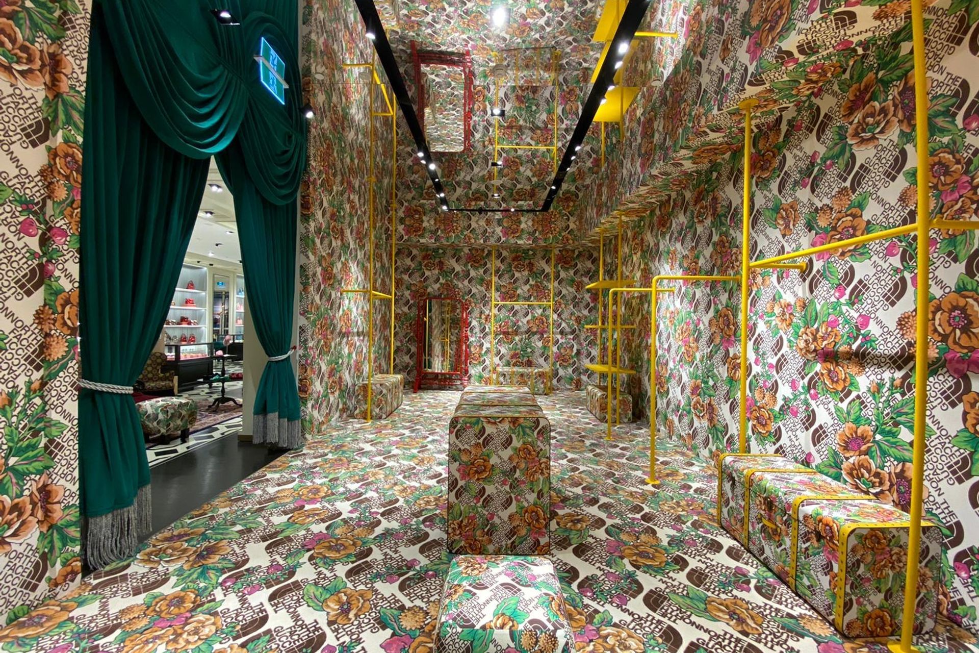 Gucci - Northface Pop Up