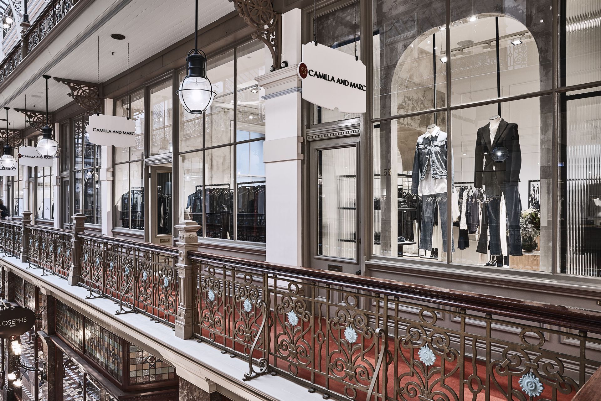 Camilla & Marc - The Strand