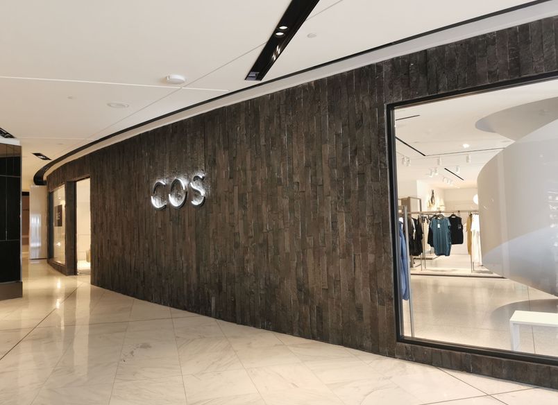 COS Westfield New Market