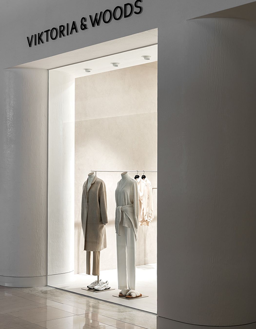 Viktoria &amp; Woods Chadstone