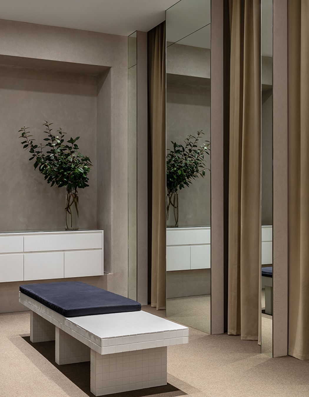 Viktoria &amp; Woods Chadstone