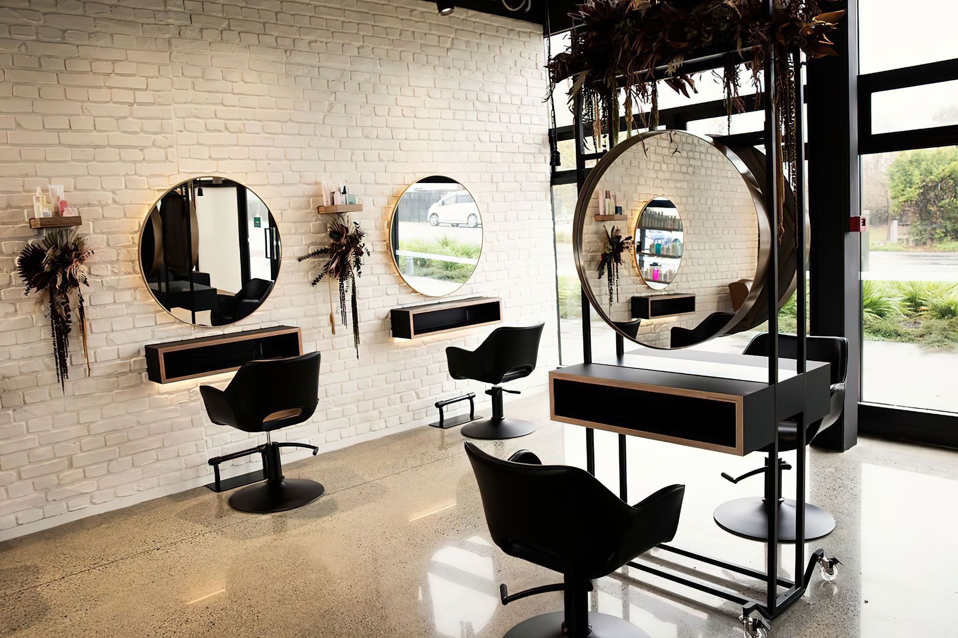 Aneia Warner Salon