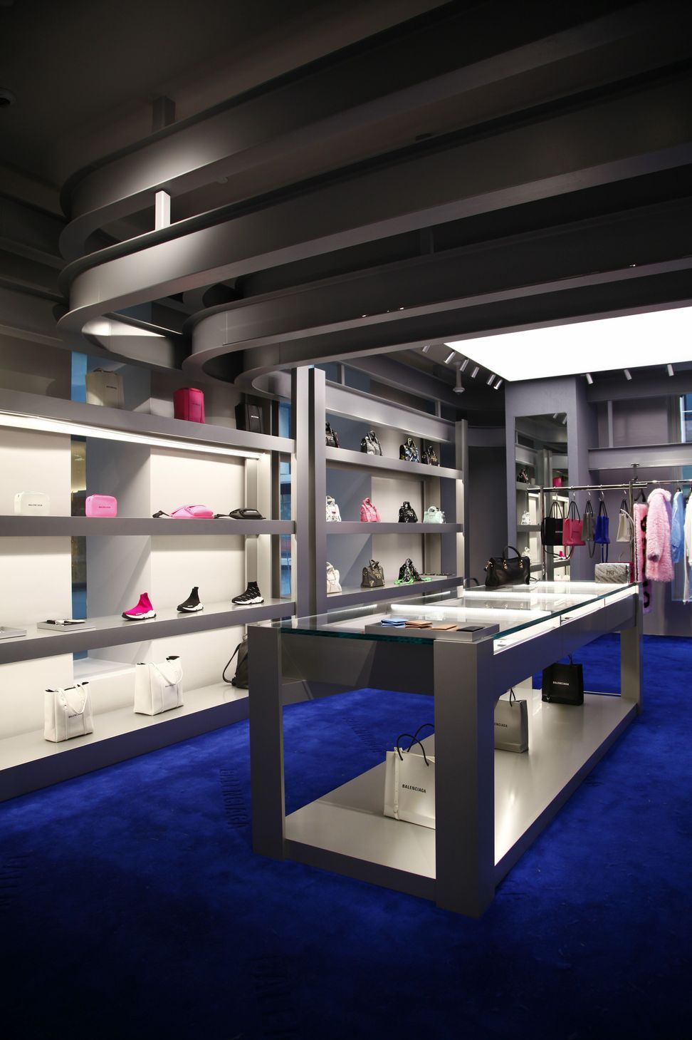 Balenciaga, Sydney