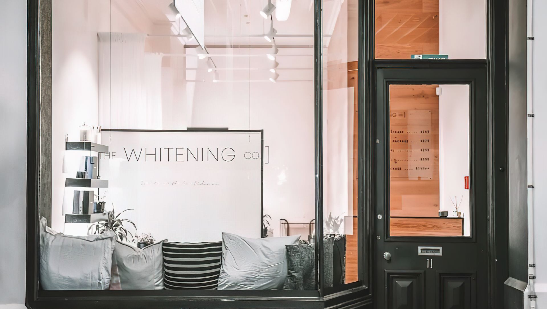 The Whitening Co banner