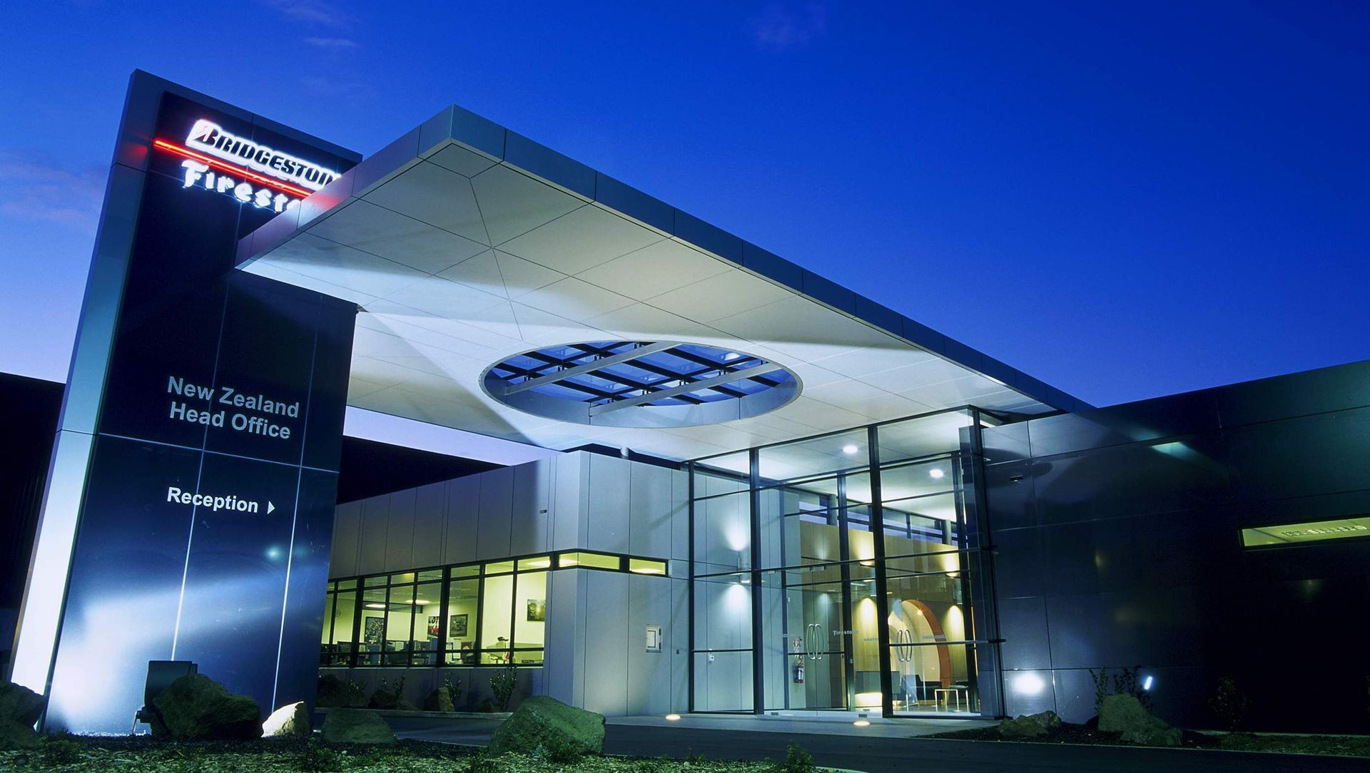 Bridgestone/Firestone banner