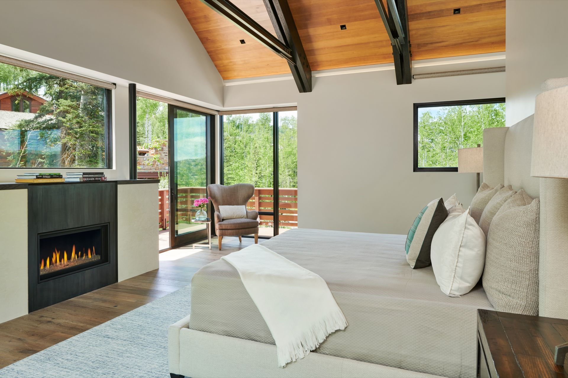 11230PineCrest8220-ap-compressed.jpg
