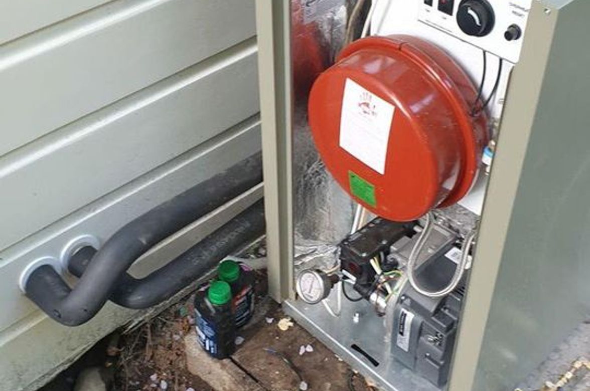 Tikokino House - Central Heating & Domestic Hot Water