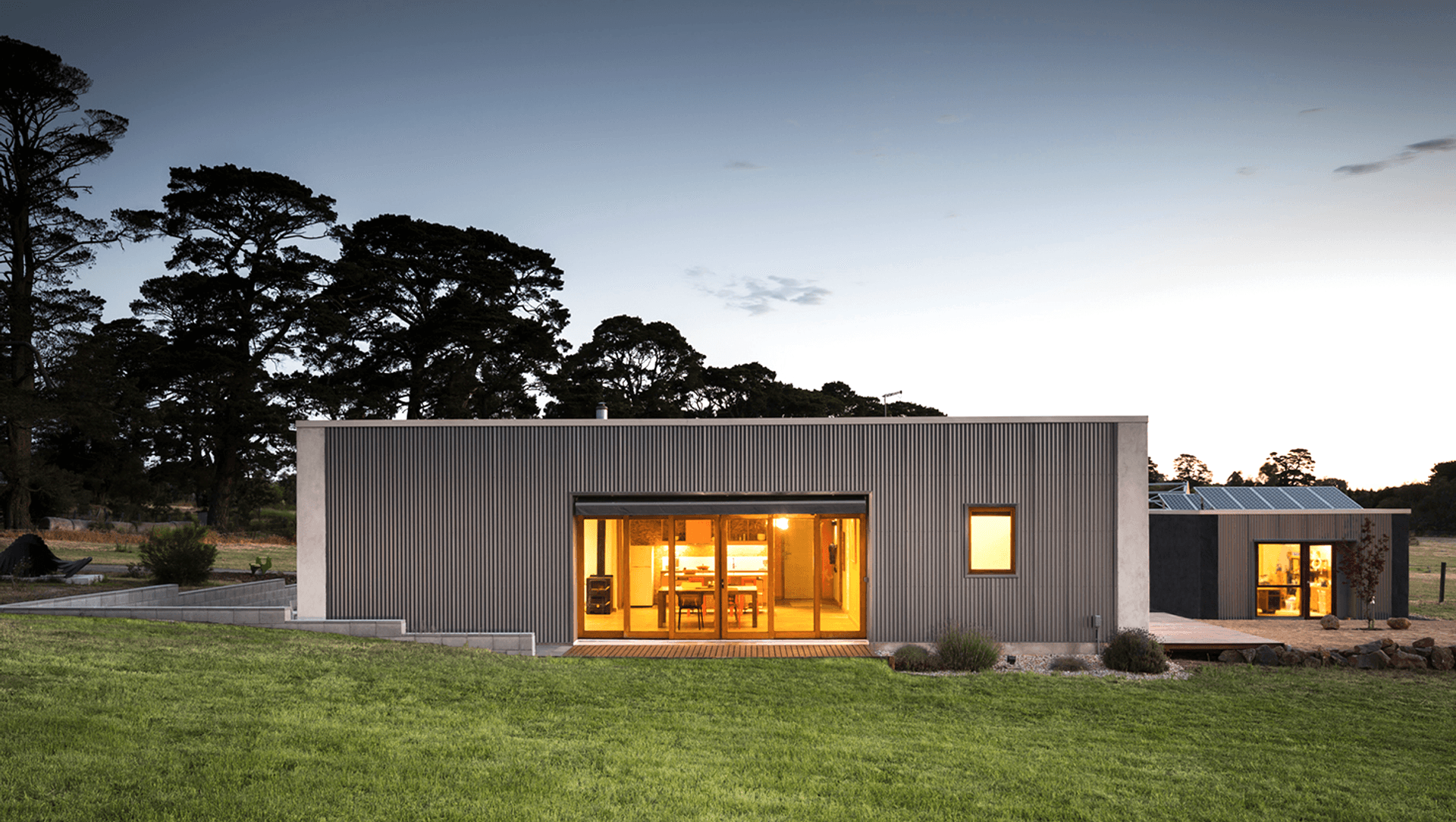 Modern Strawbale House banner