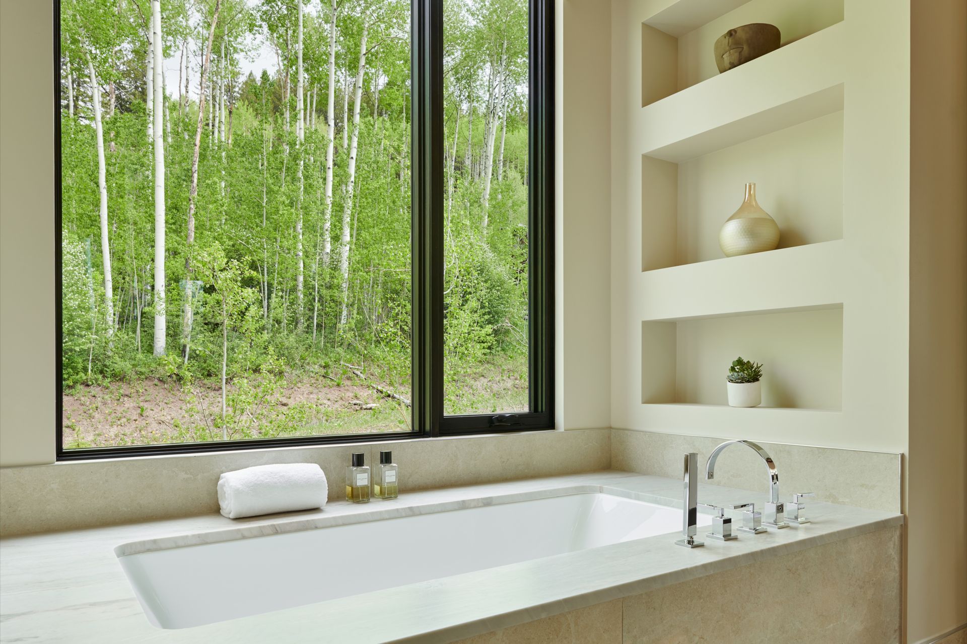 15230PineCrest8341-ap-compressed.jpg