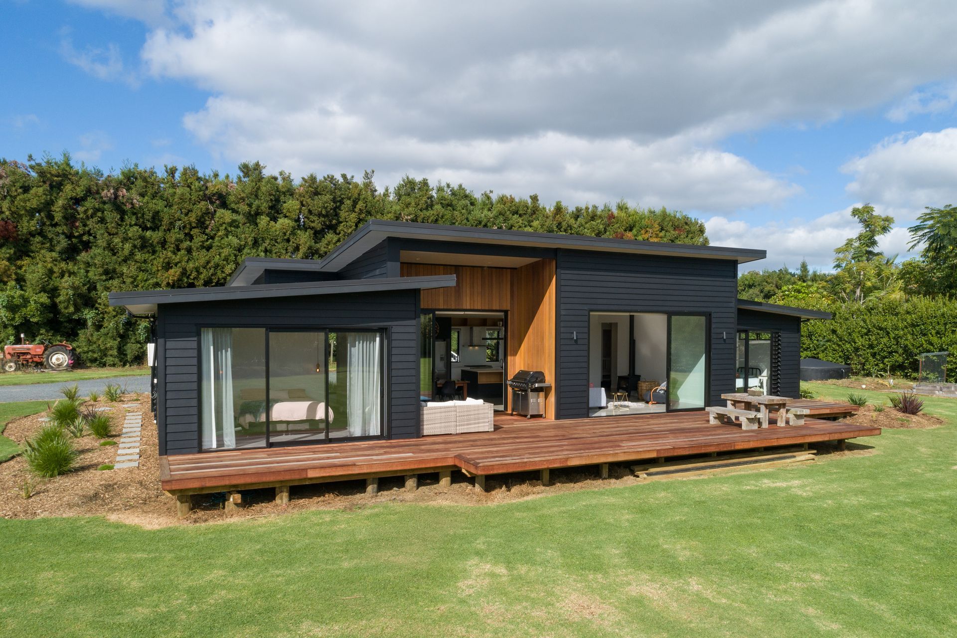 Riddell Rd New Build