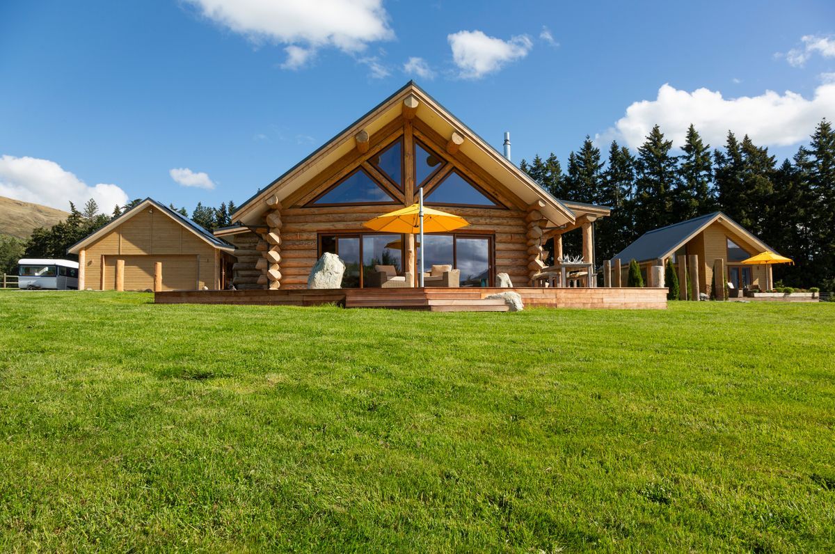 Log House Garston Lifestyle
