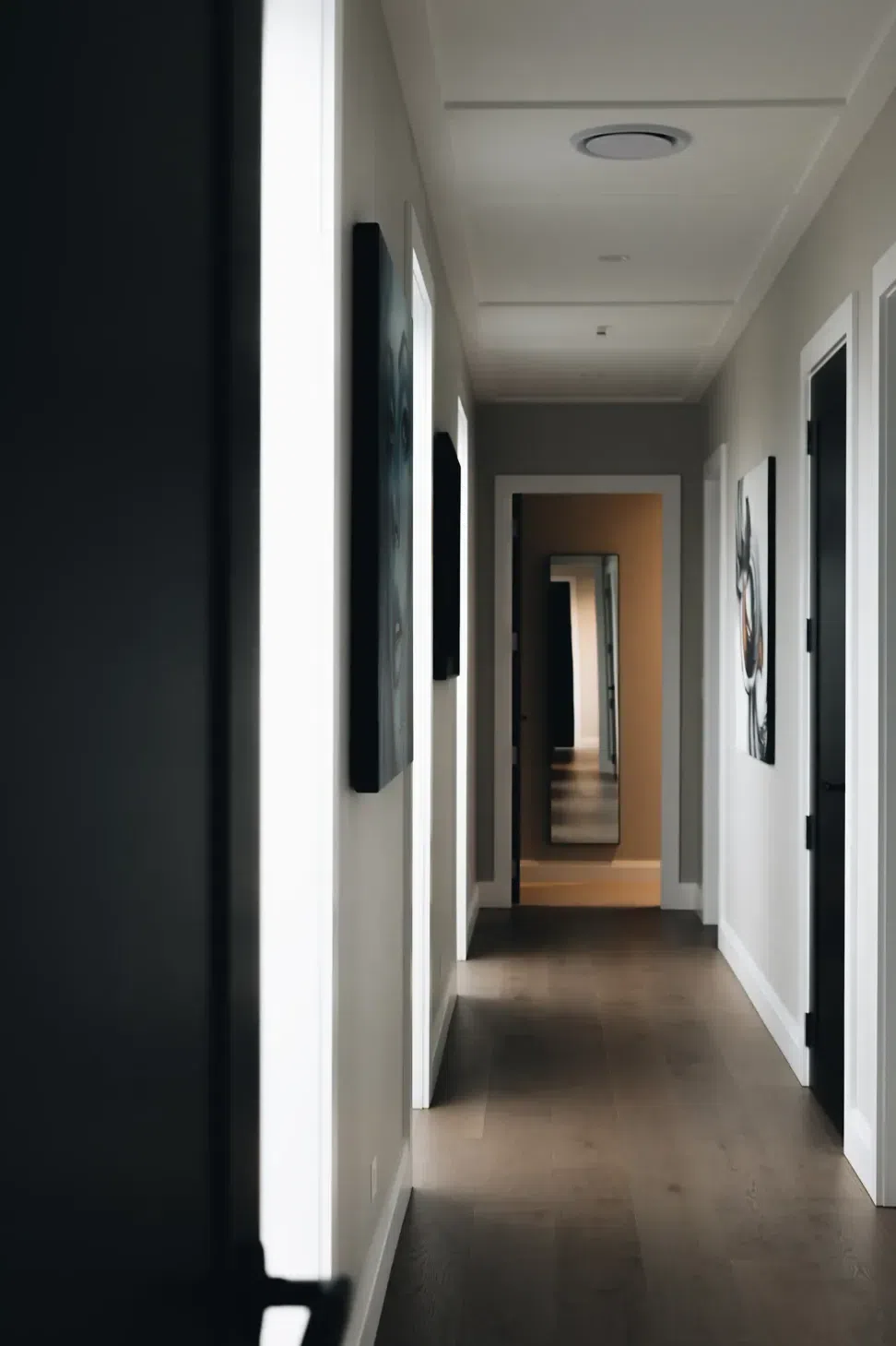 68952e0fe5d12d80a5907cd1New-York-Street-Rich-Brown-Wooden-Flooring-41-p-2000.webp